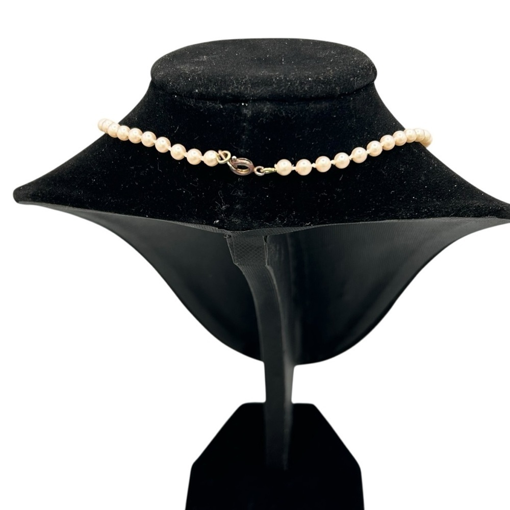 Faux Pearl Necklace Gold Heart Charm - Picture 2 of 8